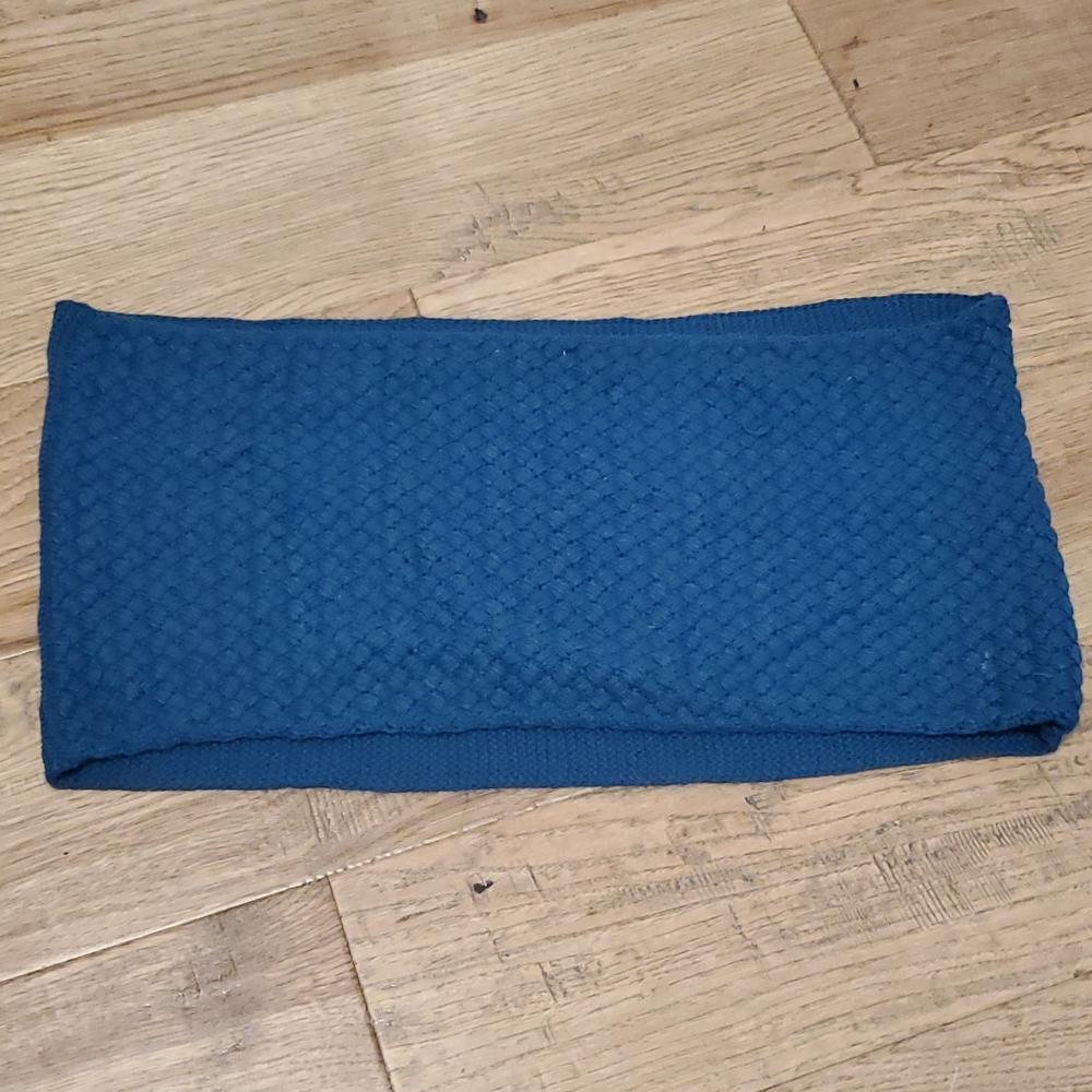 Infinity scarf